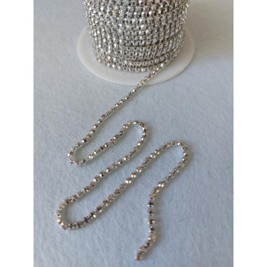 Стразовая цепочка  2 мм SS6 серебро в серебряной оправе, цена за 50 см